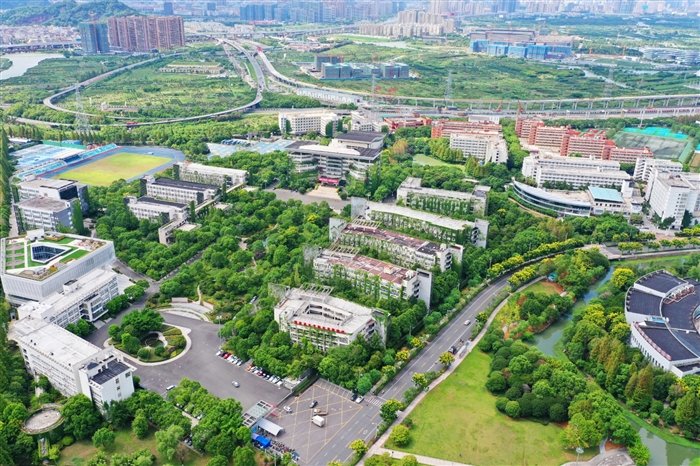 本站按公开材料组织页面