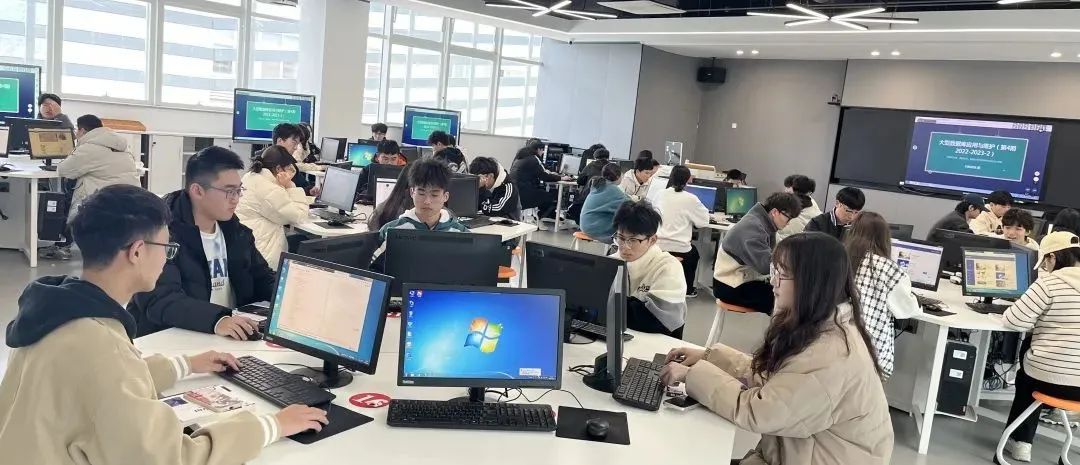 省“万人计划”教学名师