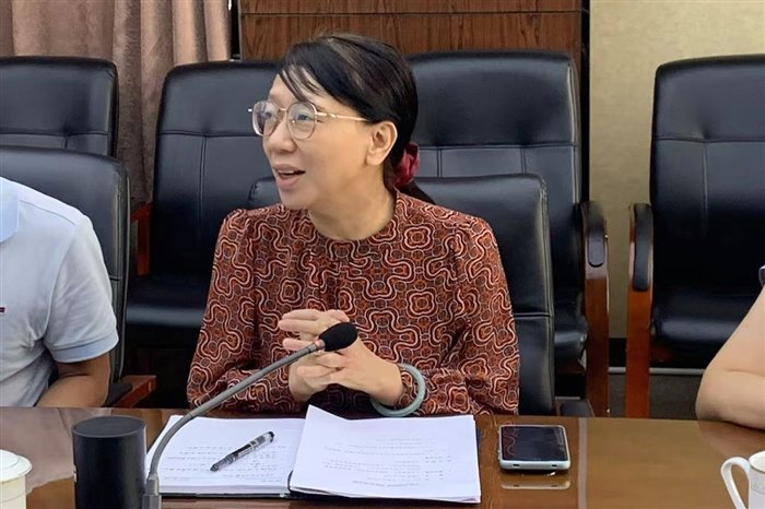 同题参见副校长王志梅主持会议